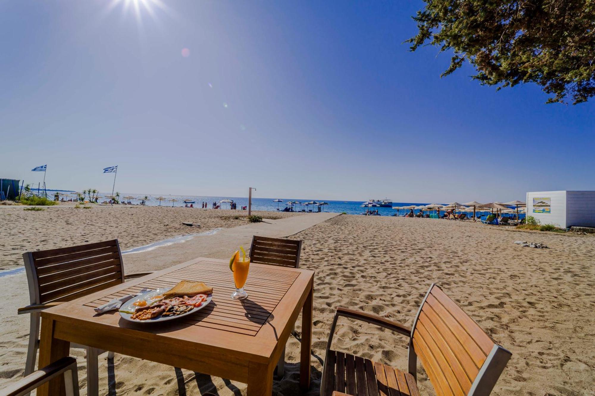 Amaryllis Front Beach Hotel Lardos Exterior photo